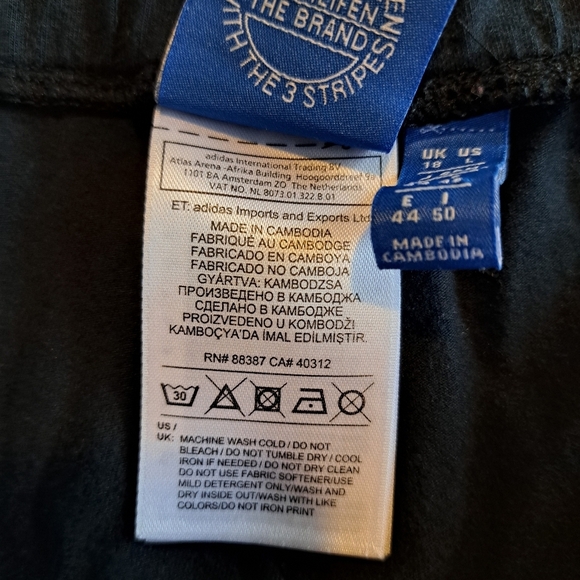 Adidas women's cropped size large black logo leggings VGUC - Picture 7 of 7